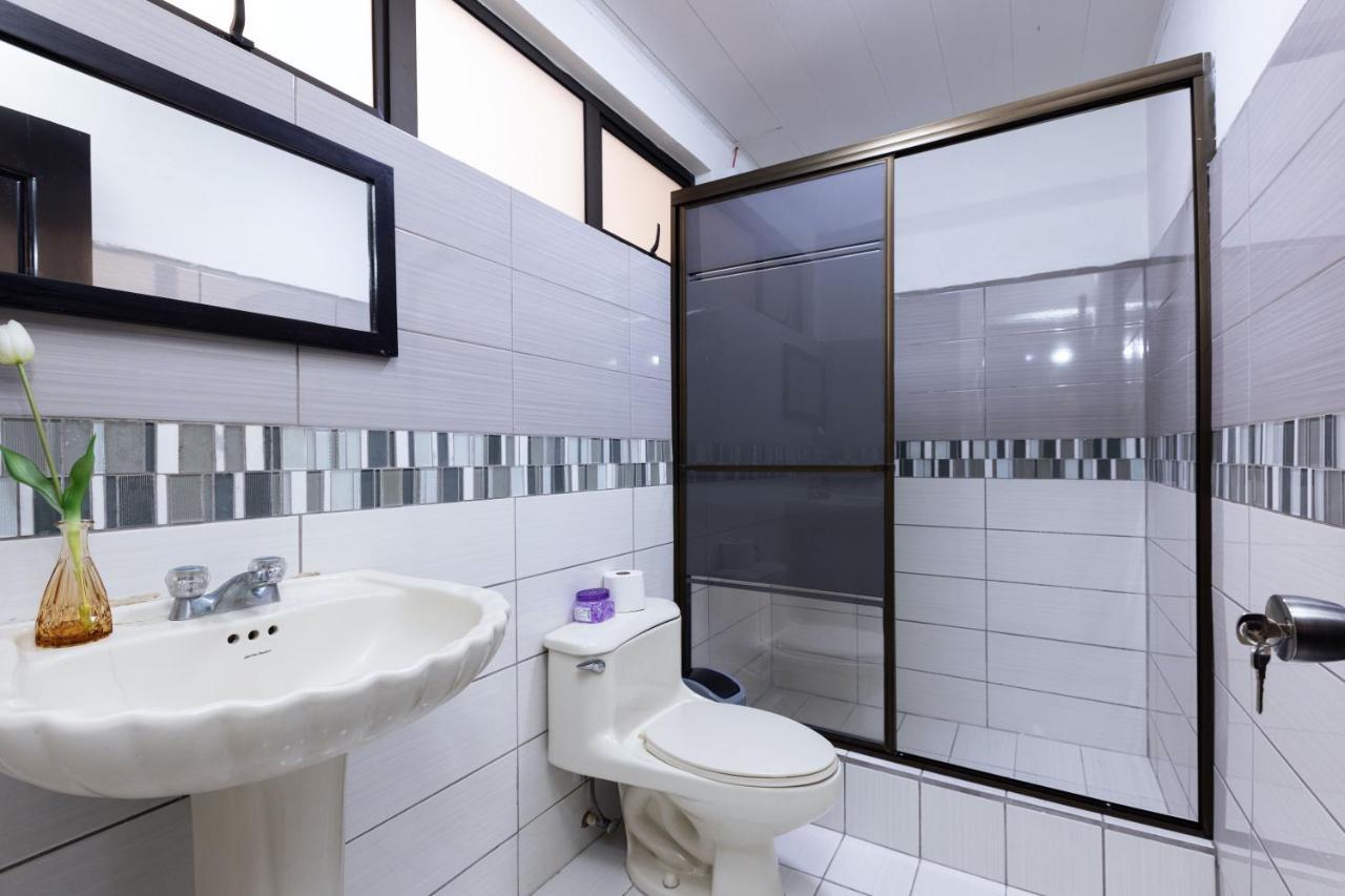 Viva Guest House San Jose  Ngoại thất bức ảnh