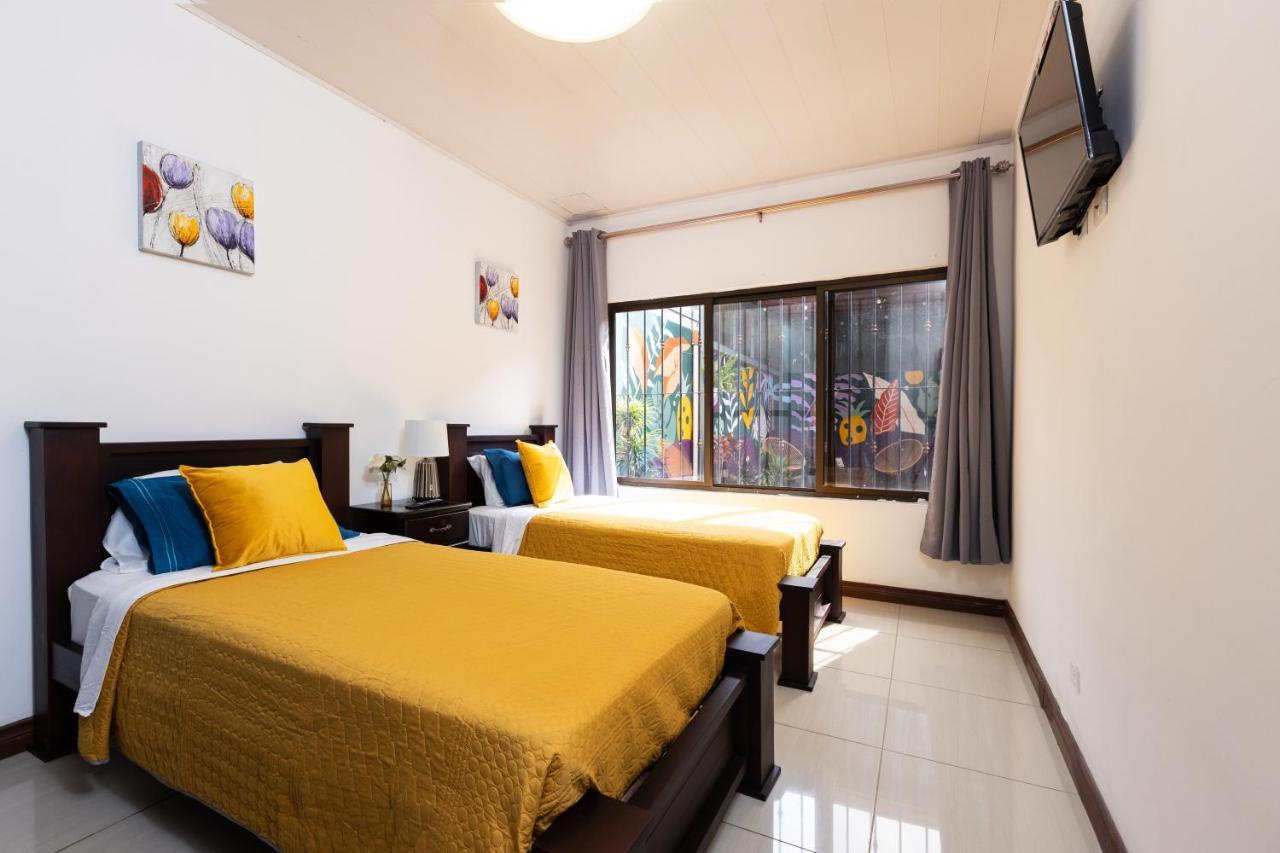 Viva Guest House San Jose  Ngoại thất bức ảnh